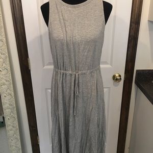 Stretchy limited dress.